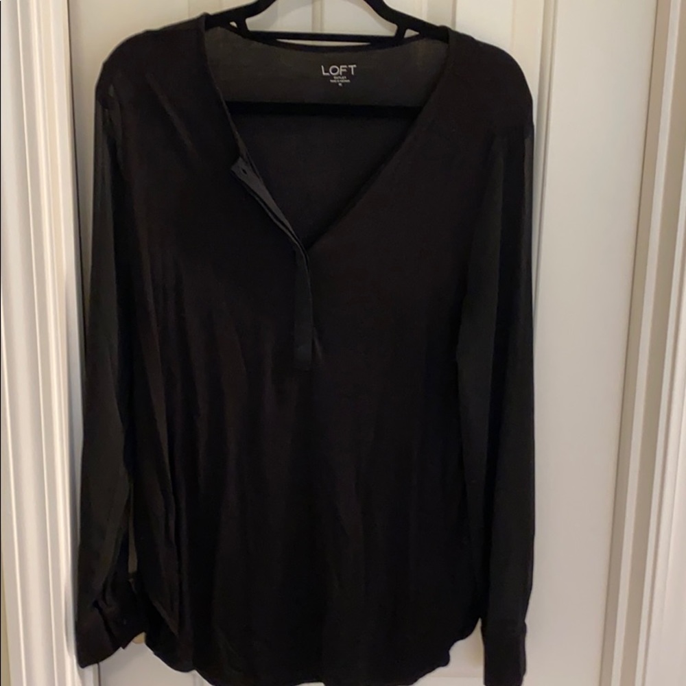 Rayon/Spandex blouse with chiffon sleeves